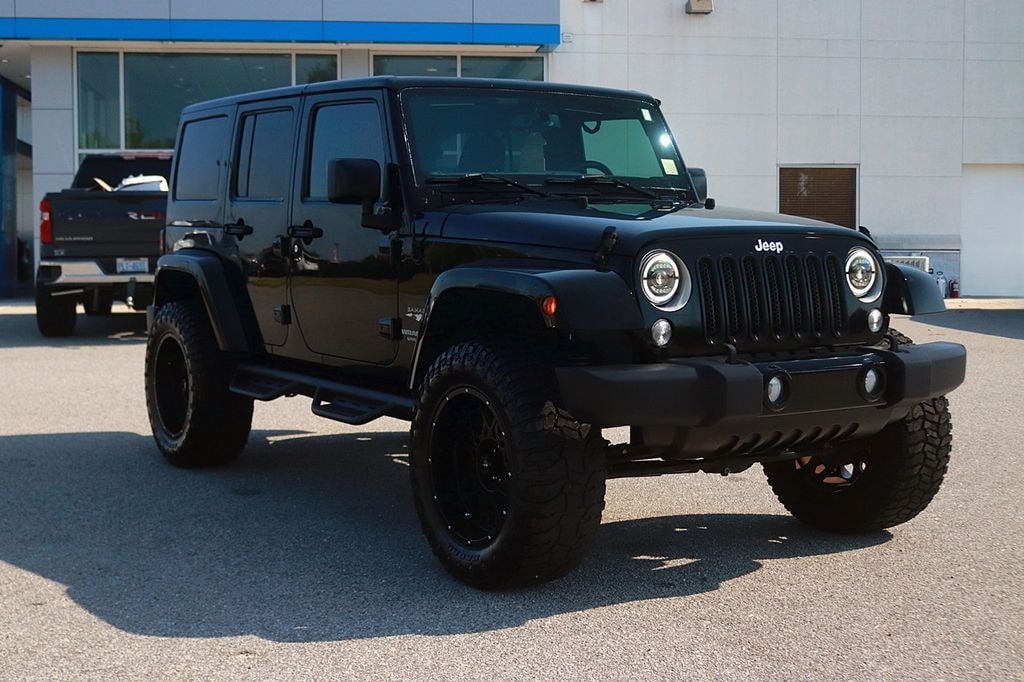 Used 2016 Jeep Wrangler Unlimited Sahara SUV