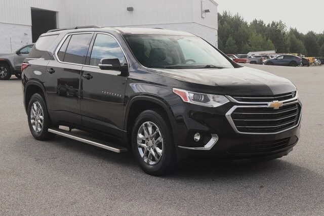 2020 Chevrolet Traverse 3LT photo 2