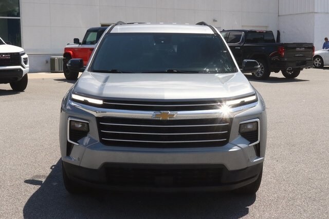 2024 Chevrolet Traverse 1LT photo 2