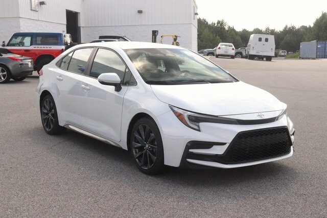 2024 Toyota Corolla SE photo 2