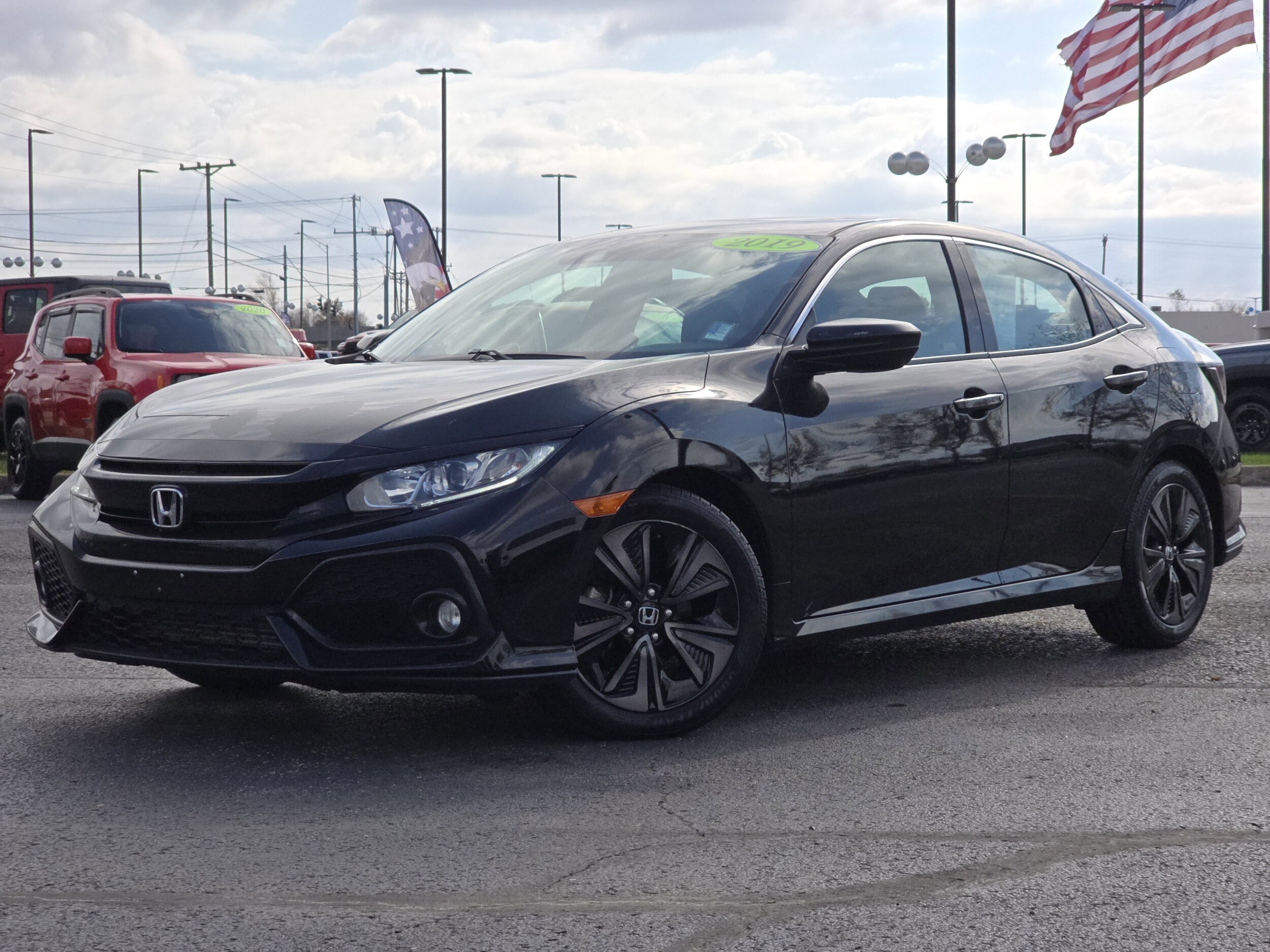 2019 Honda Civic EX Hatchback photo 2