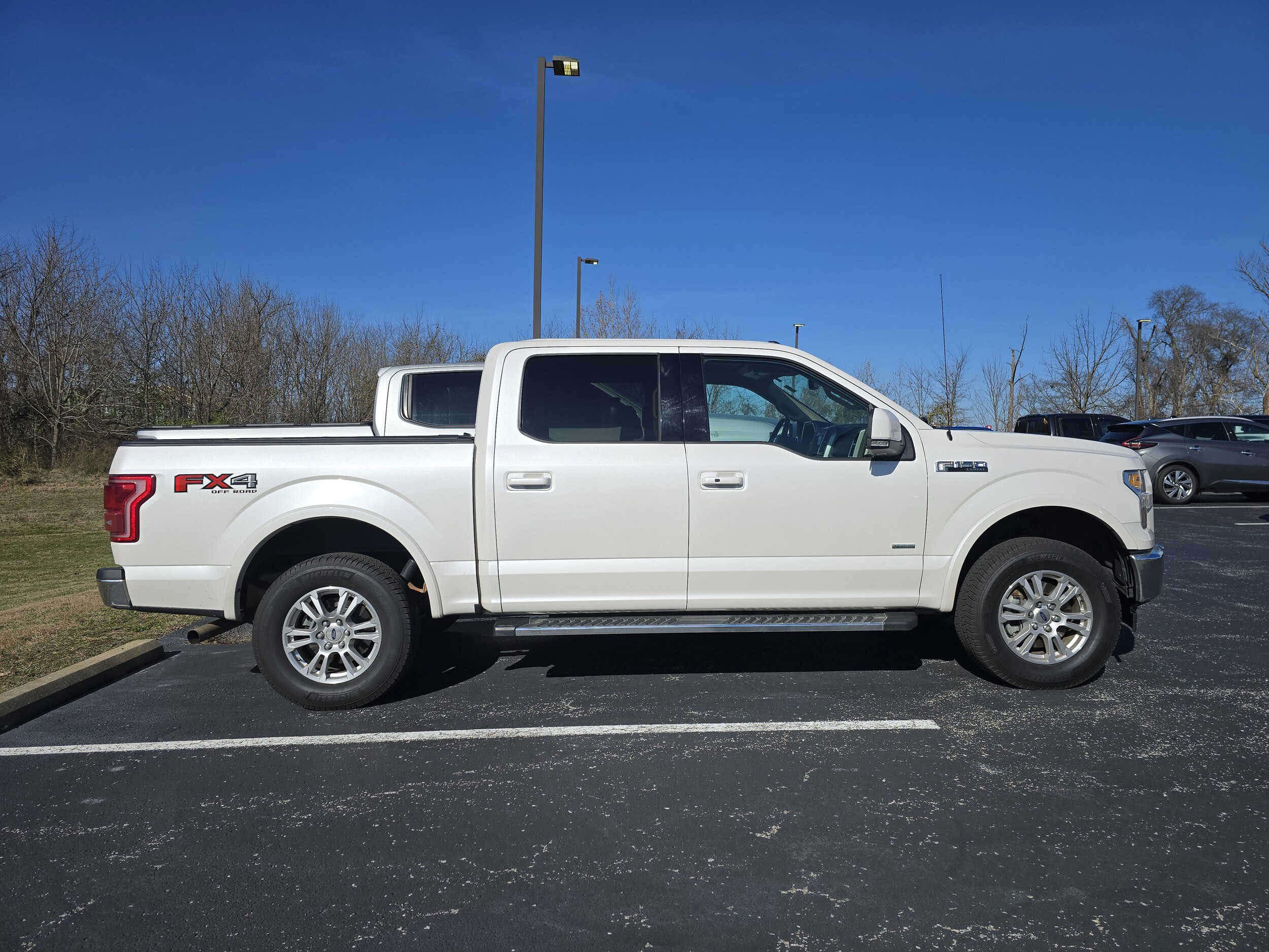 2017 Ford F-150 Lariat photo 3