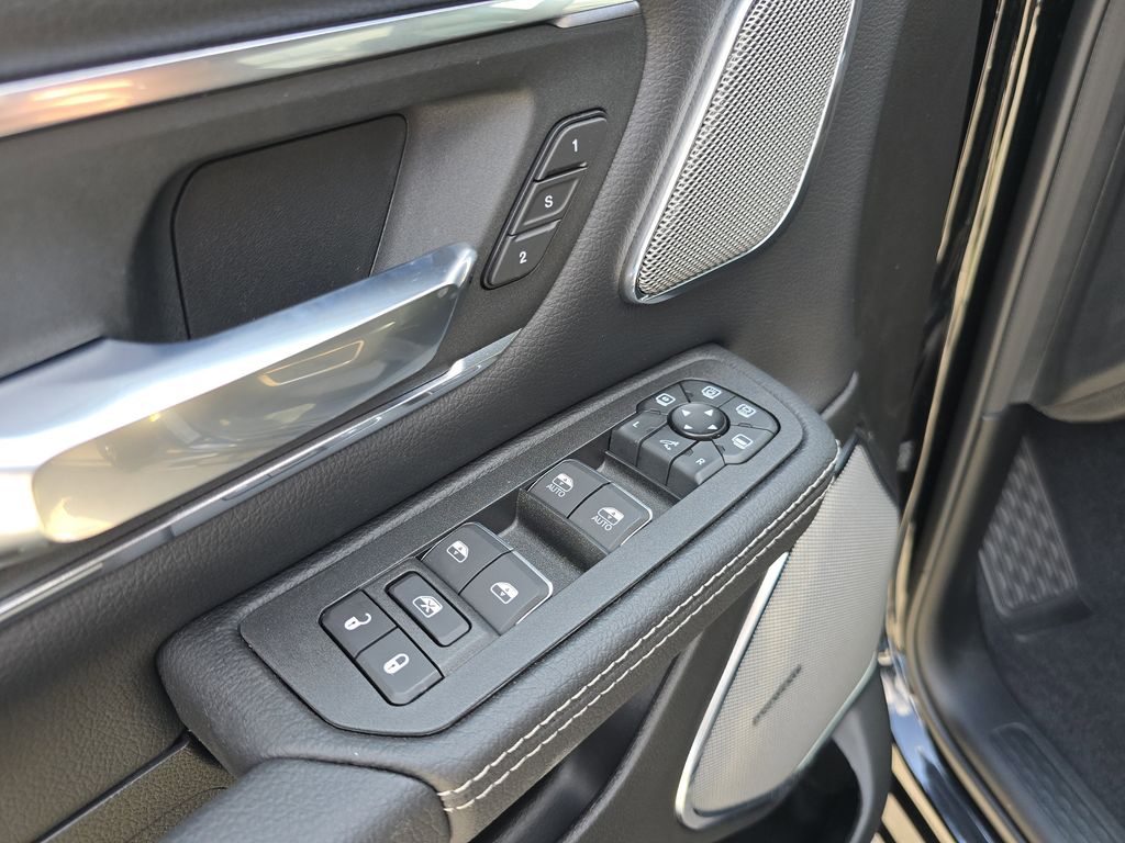 2026 RAM 1500 Laramie - Photo 36