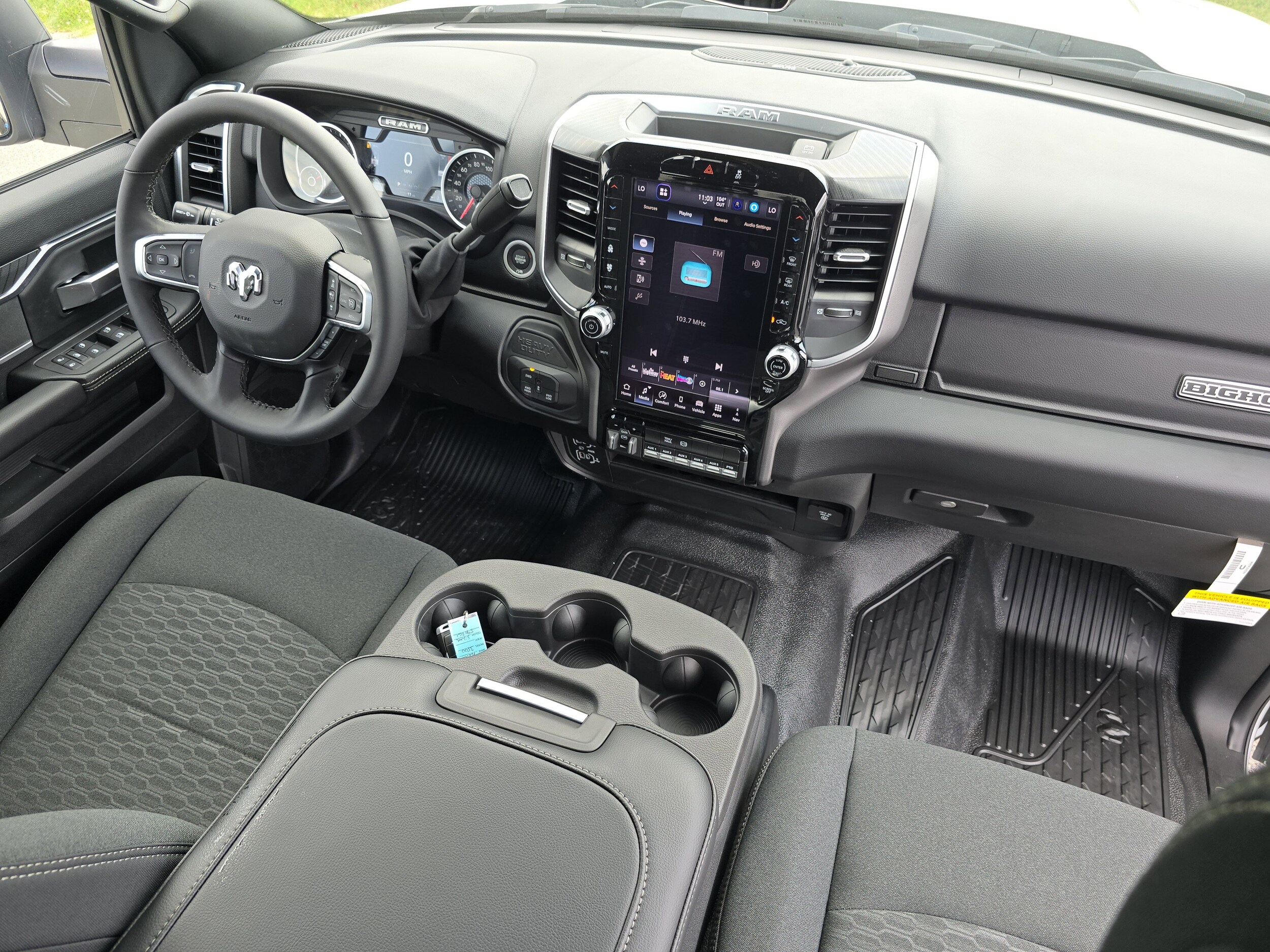 2025 RAM 3500 Chassis Big Horn - Photo 24