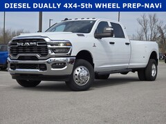 2025 Ram 3500 TRADESMAN CREW CAB 4X4 8' BOX Pickup