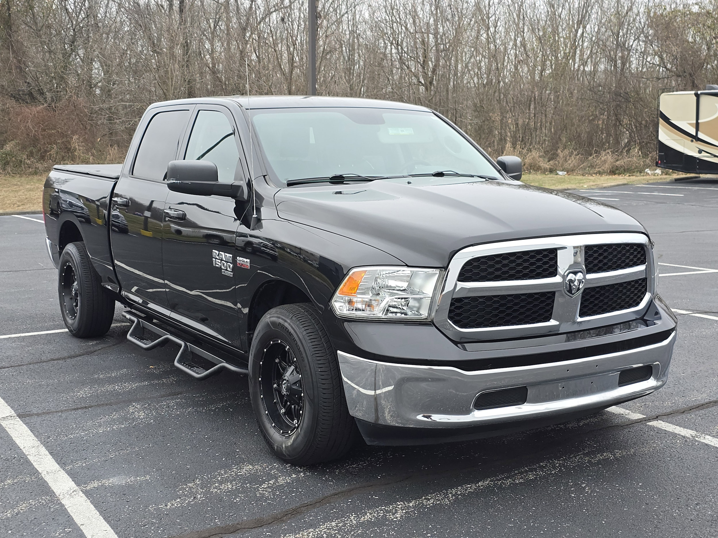 2019 RAM Ram 1500 Classic SLT's photo