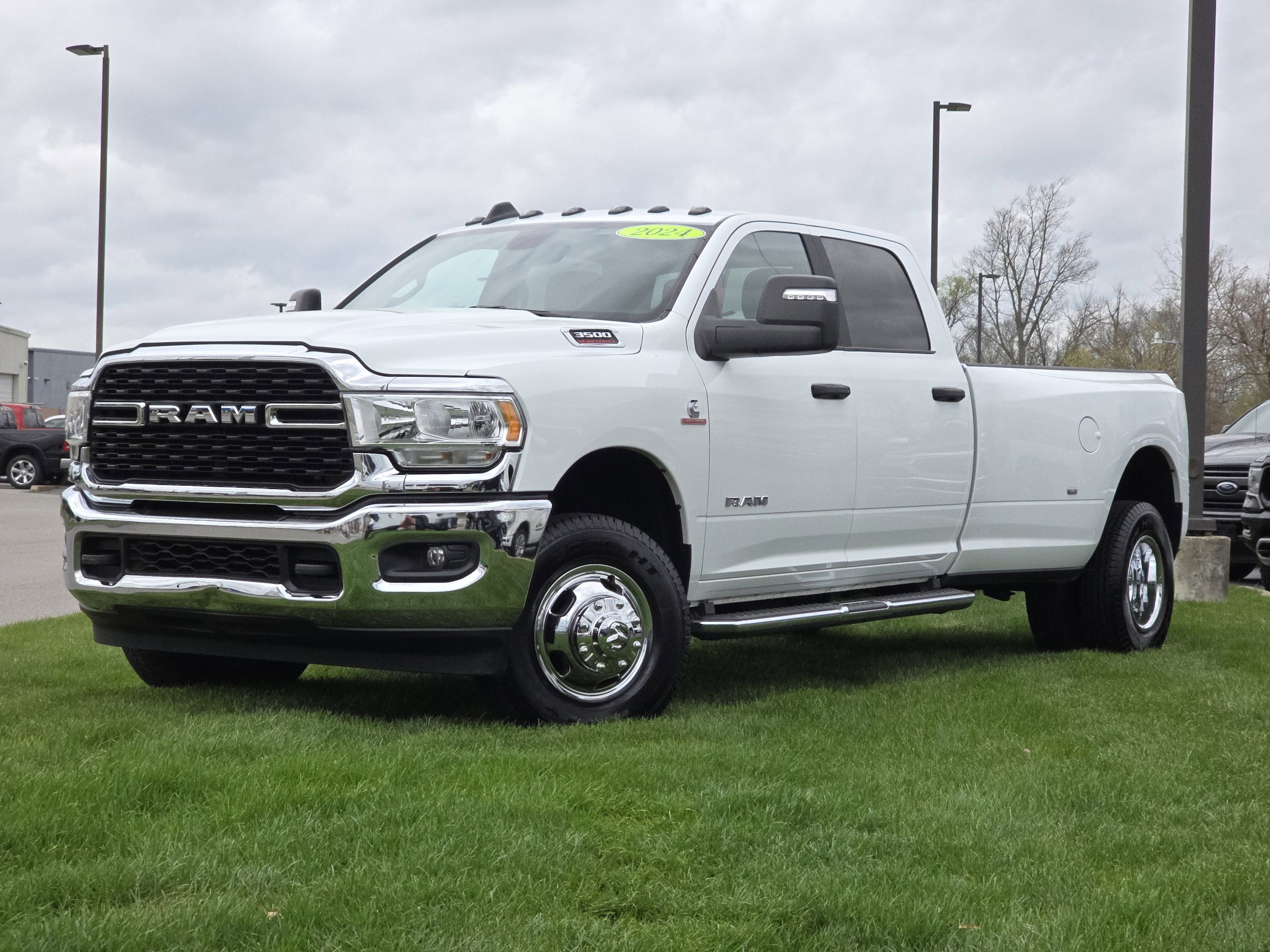 Used 2024 RAM Ram 3500 Pickup Big Horn with VIN 3C63RRHL9RG271726 for sale in Sylvania, OH