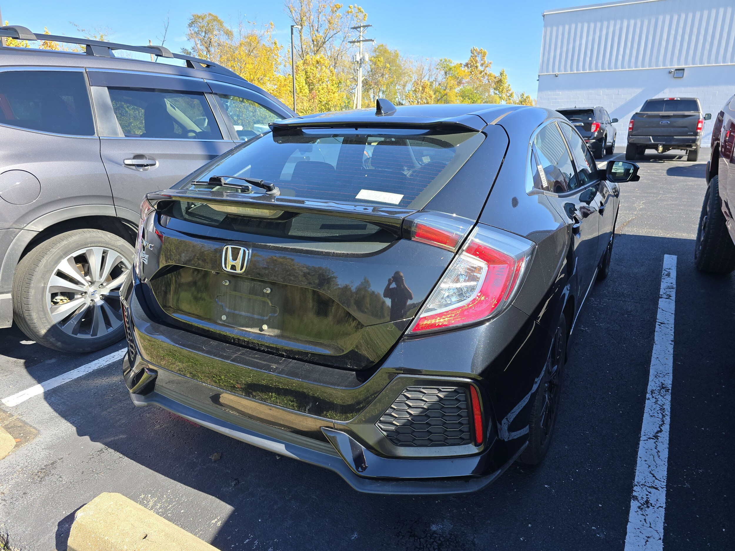 2019 Honda Civic EX Hatchback photo 2