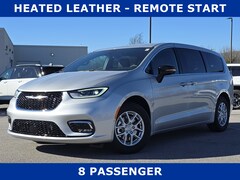 2026 Chrysler Pacifica SELECT Passenger Van