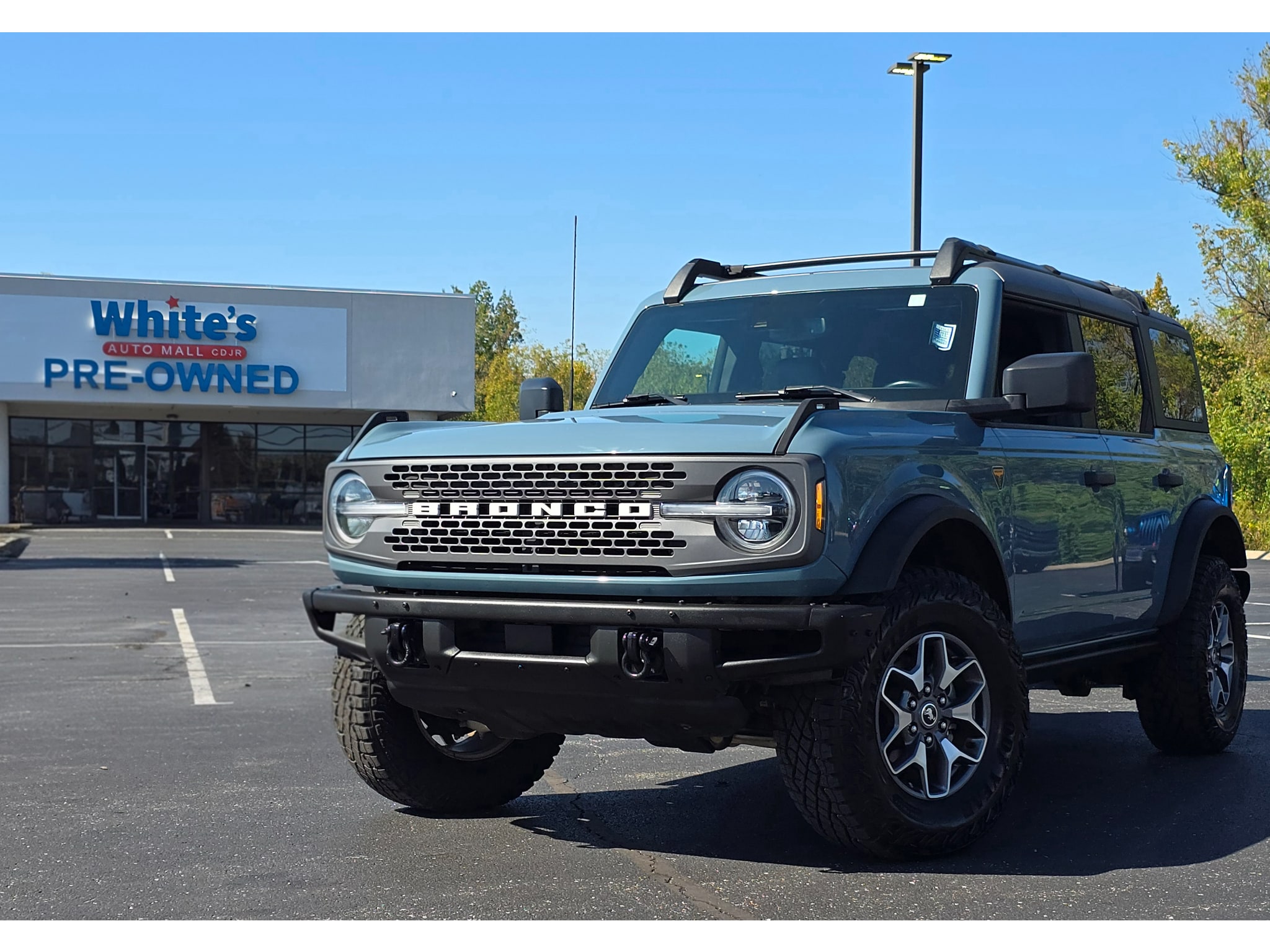 2022 Ford Bronco 4-Door Badlands