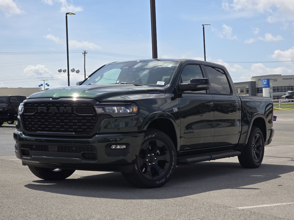 New 2026 Ram 1500 BIG HORN CREW CAB 4X4 5'7 BOX Pickup