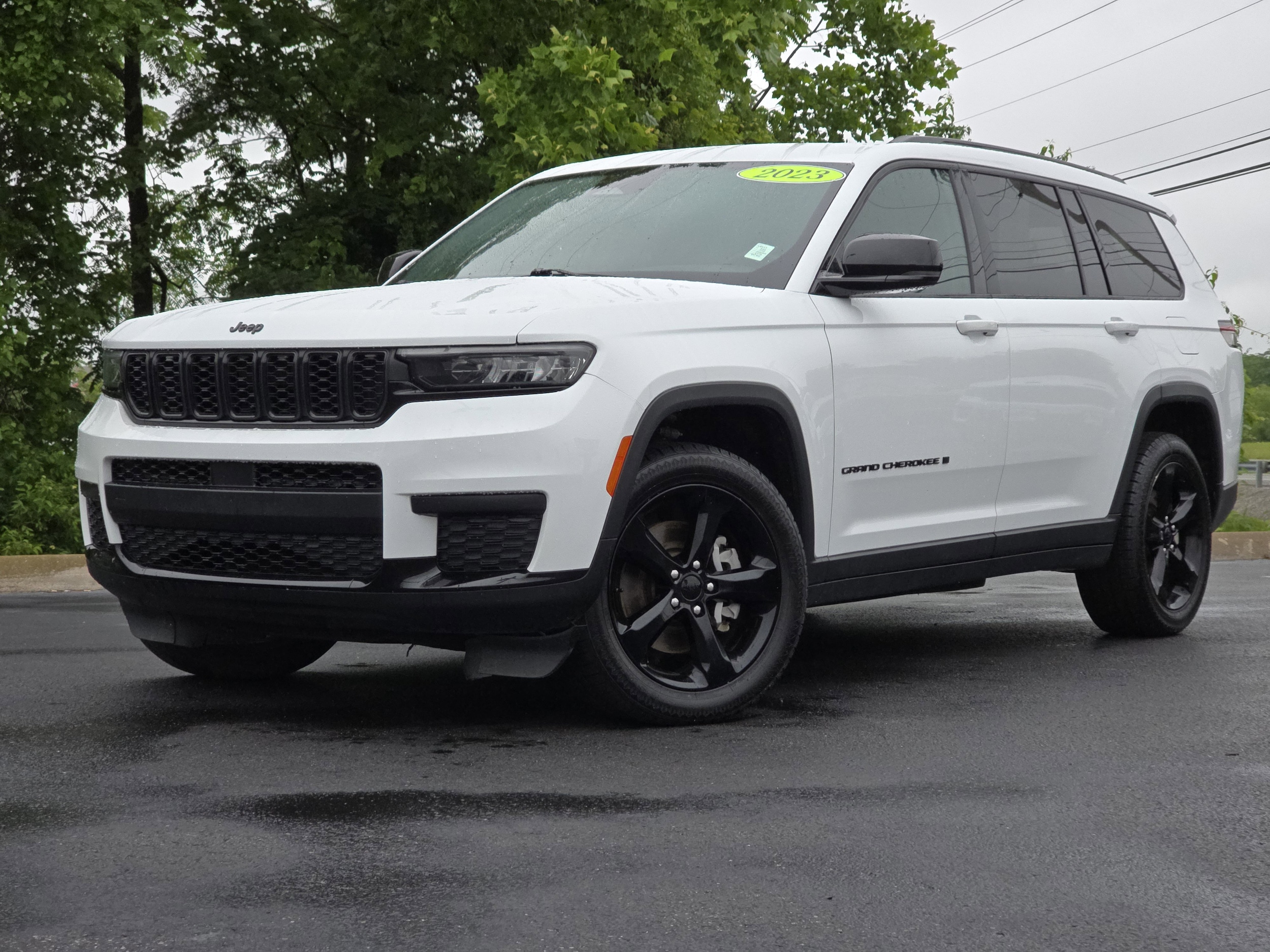 Used 2023 Jeep Grand Cherokee L Altitude with VIN 1C4RJKAG5P8893998 for sale in Sylvania, OH