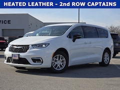 2026 Chrysler Pacifica SELECT Wagon