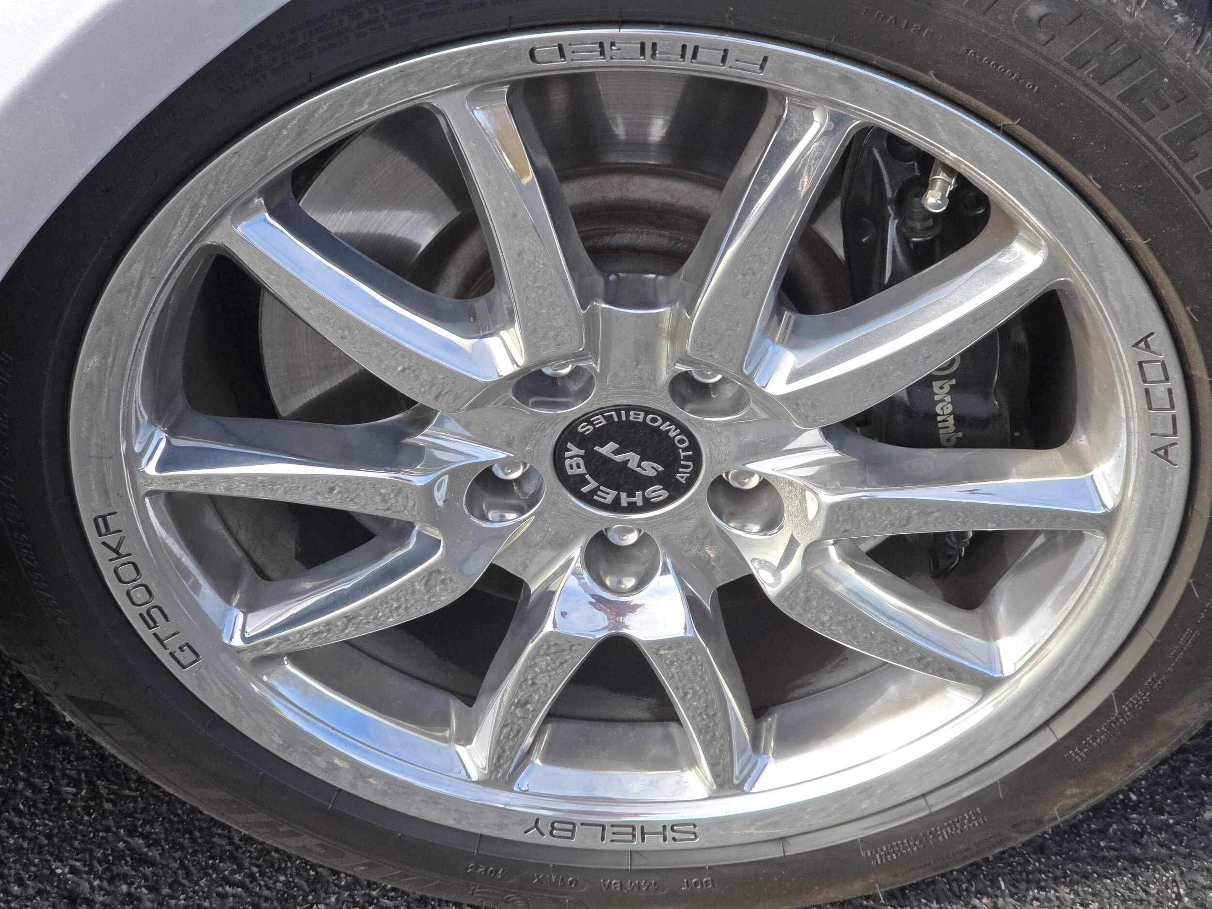 2009 Ford Mustang Shelby GT500 photo 3