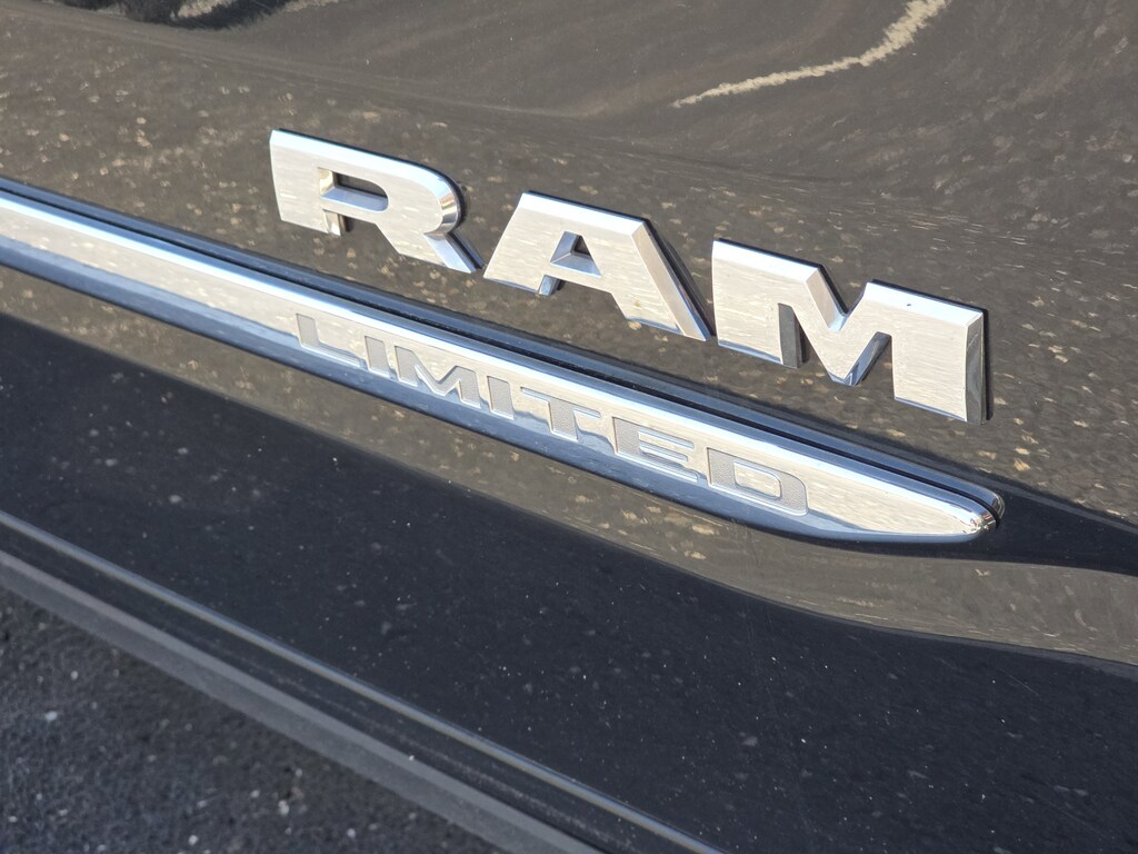 Used 2022 Ram 1500 Limited Crew Cab