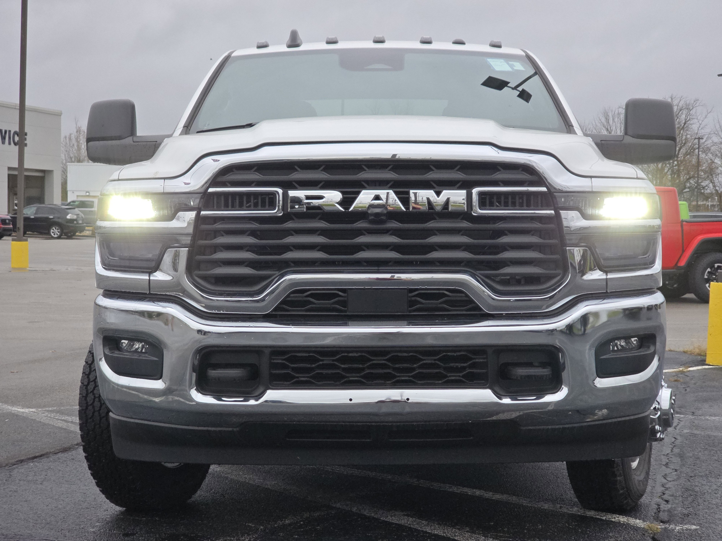 2025 RAM 3500 Chassis Tradesman - Photo 10