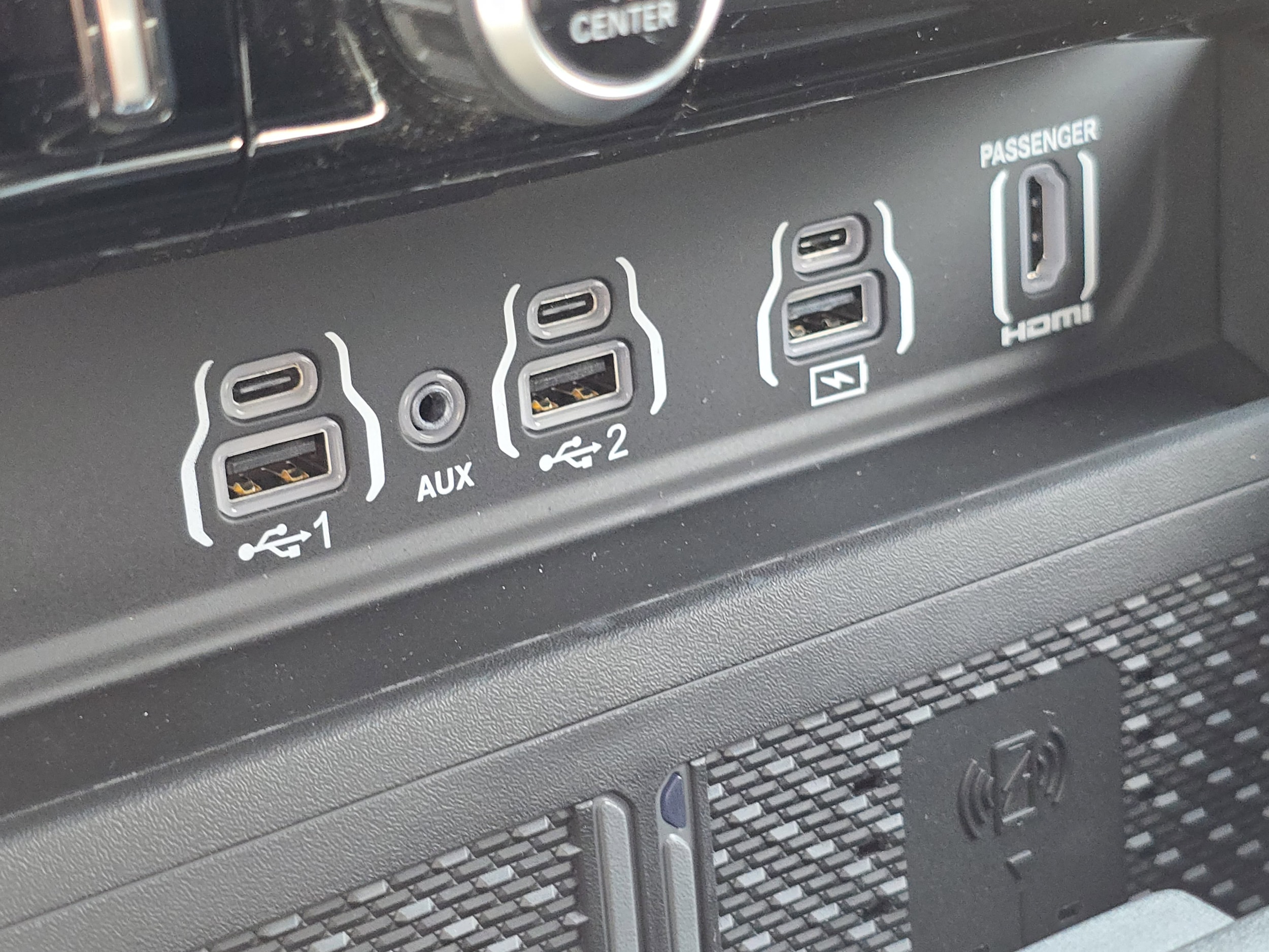 2026 RAM 1500 Laramie - Photo 12