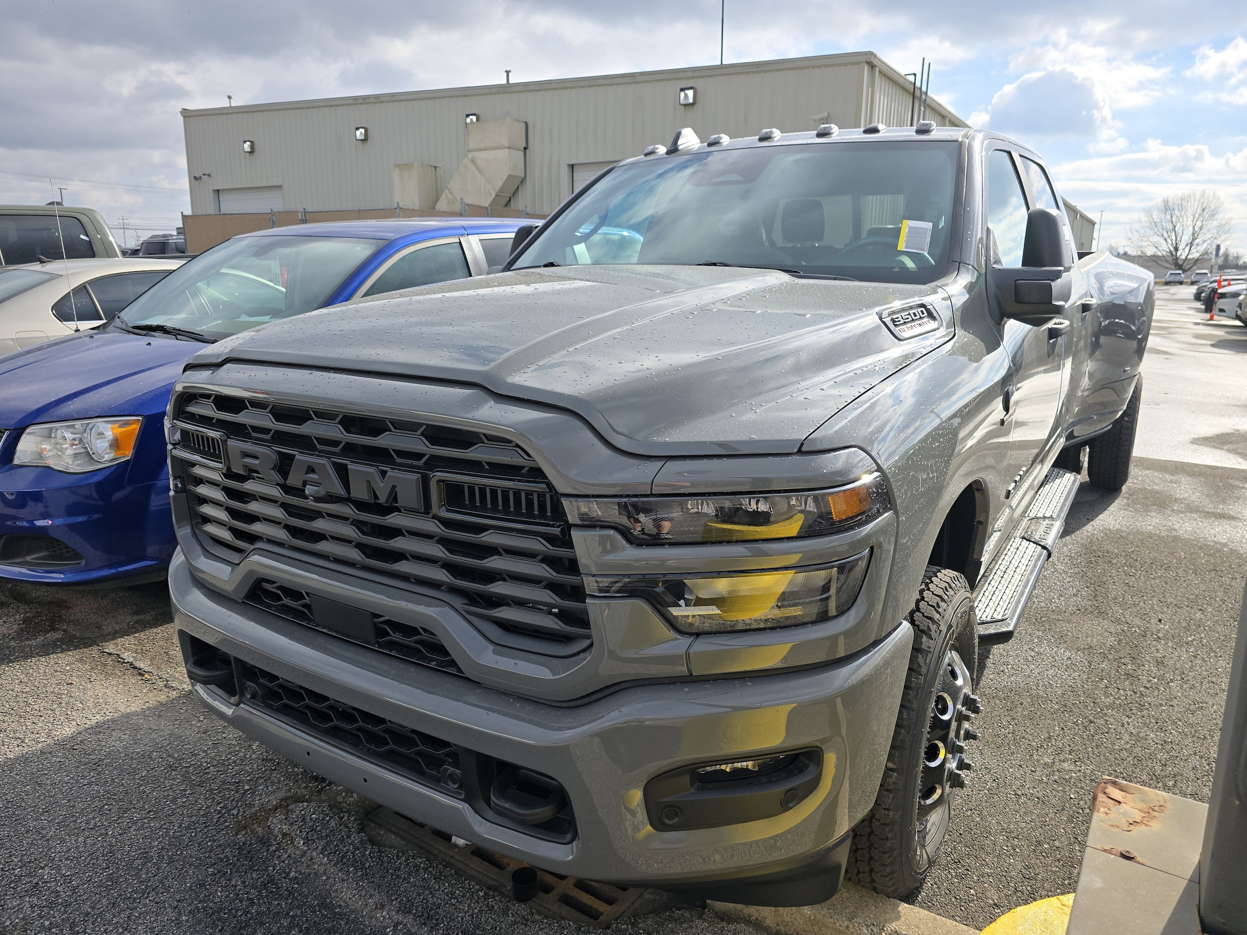 2026 RAM Ram 3500 Pickup Big Horn's photo
