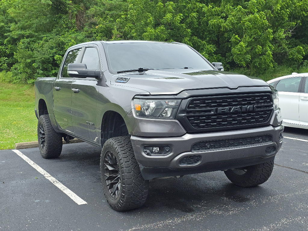 2022 RAM 1500 Big Horn/Lone Star 4x4 Crew Cab 5'7's photo
