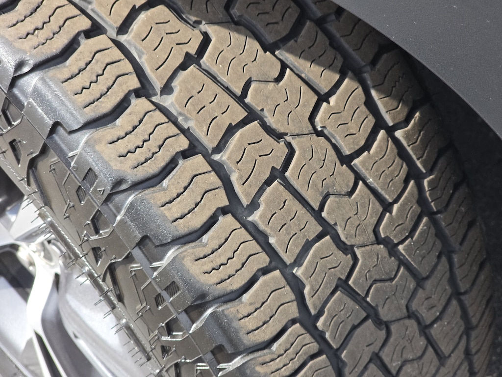 Used 2016 Toyota Highlander XLE Sport Utility