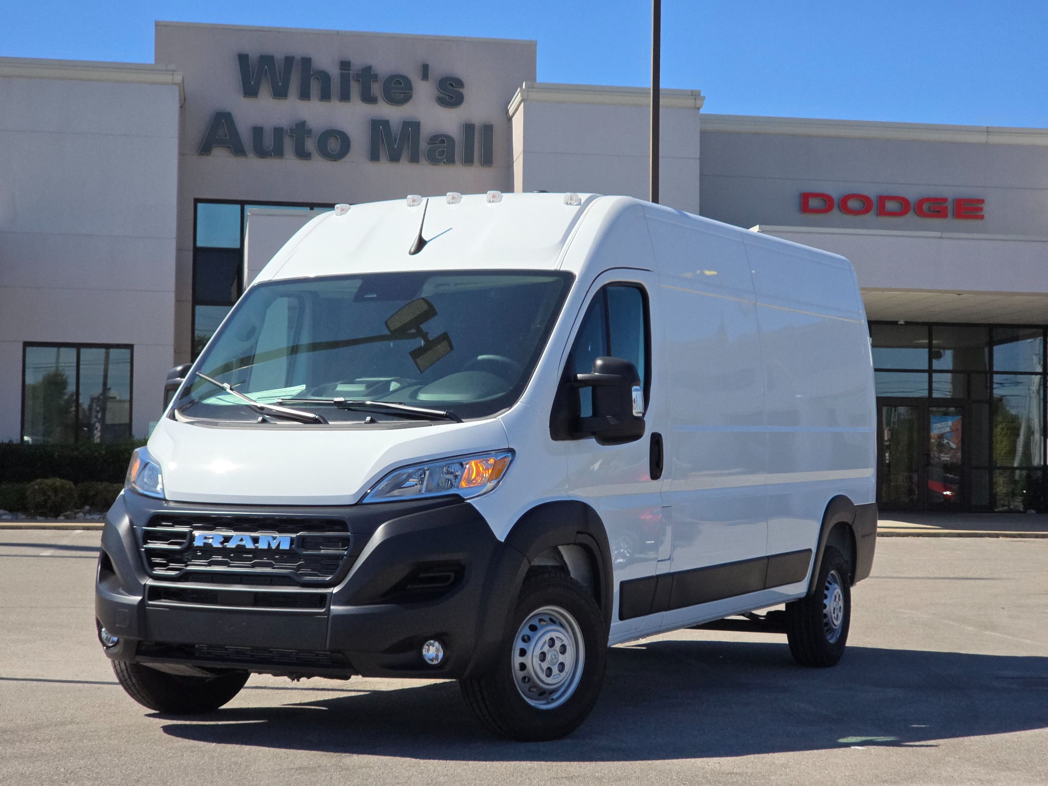 2026 RAM ProMaster Cargo Van Tradesman