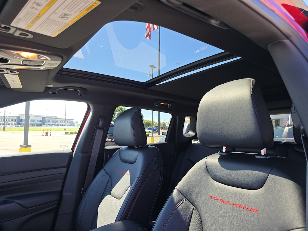 New 2026 Jeep Compass TRAILHAWK 4X4 Sport Utility