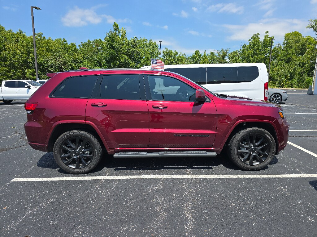 Used 2019 Jeep Grand Cherokee Altitude Sport Utility