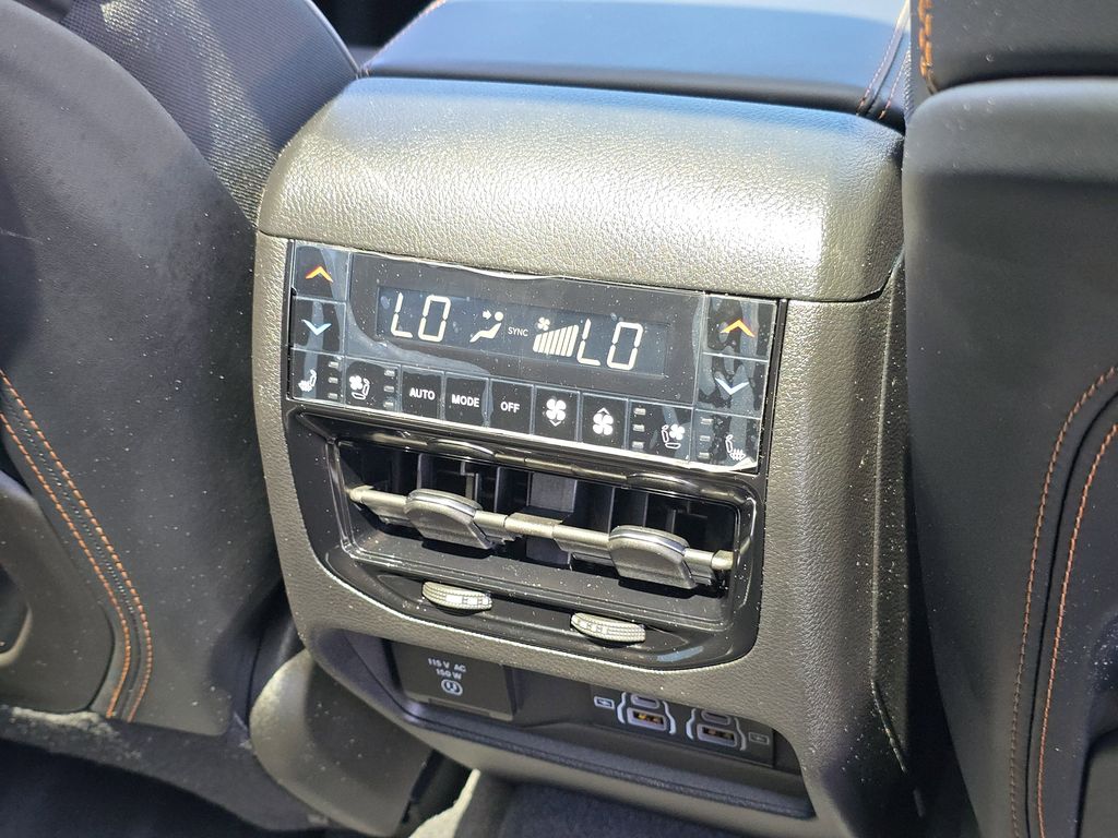 2023 Jeep Grand Cherokee L Summit Reserve - Photo 36
