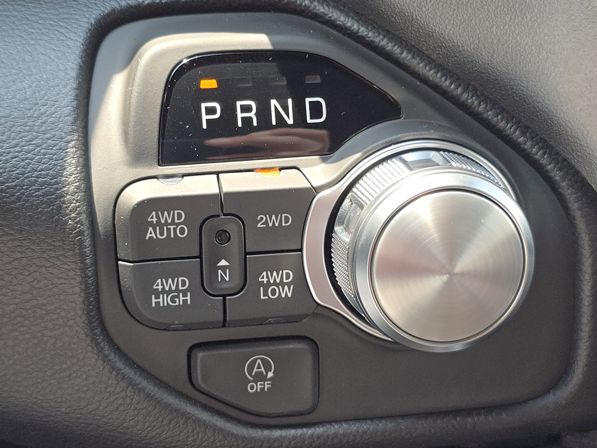 2026 RAM 1500 Laramie - Photo 10