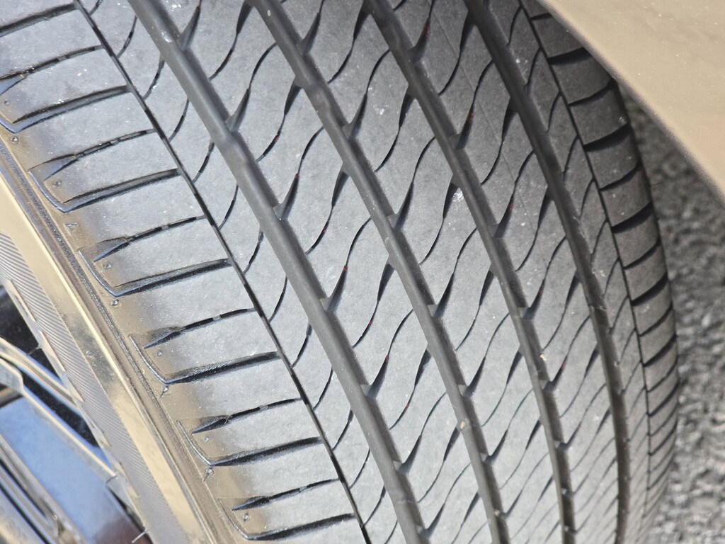 Used 2024 Nissan Kicks SV Sport Utility