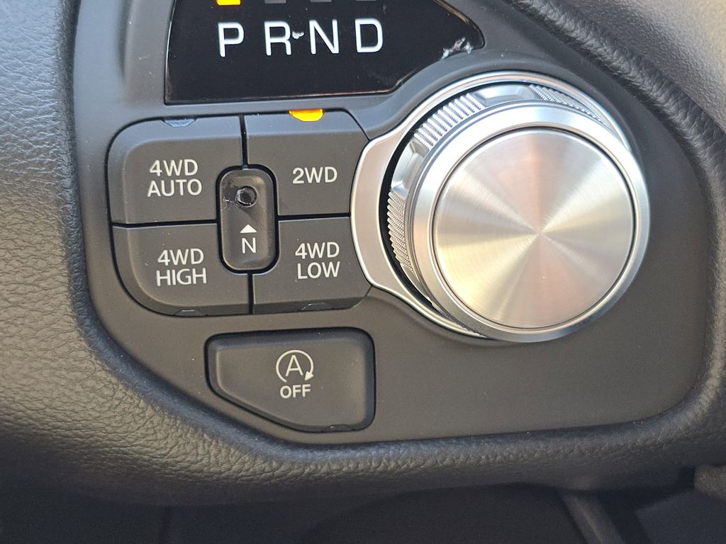 2026 RAM 1500 Laramie - Photo 11