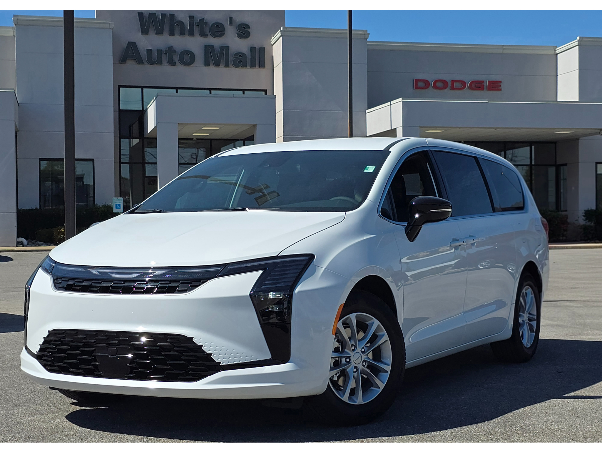 2027 Chrysler Pacifica SELECT Passenger Van