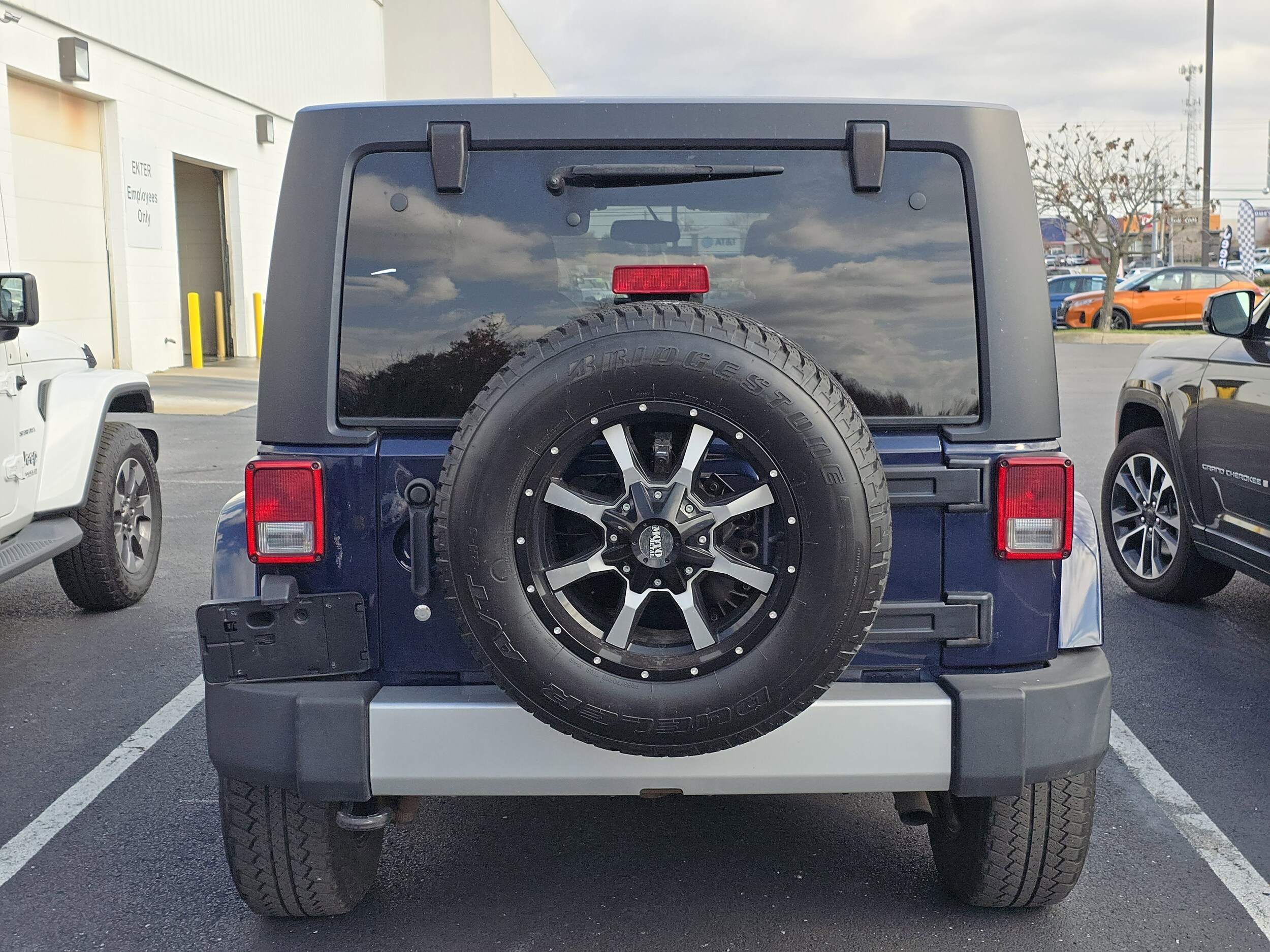2013 Jeep Wrangler Sahara Sport photo 4