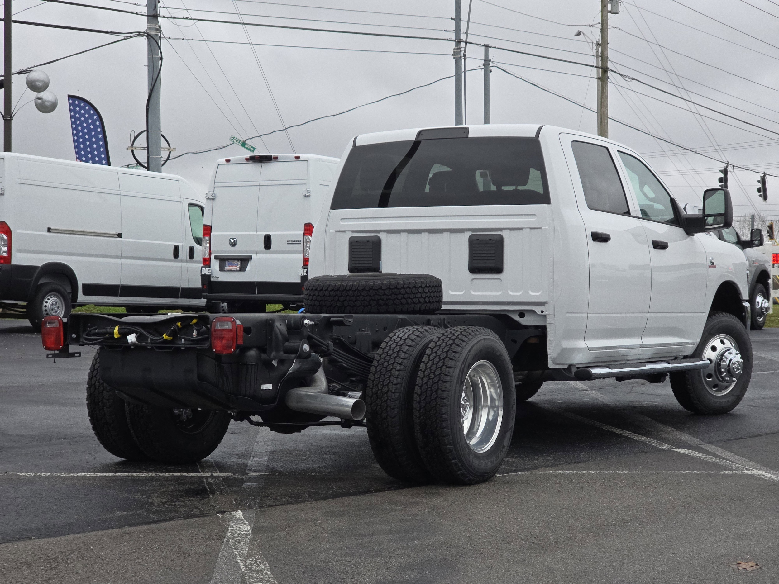 2025 RAM 3500 Chassis Tradesman - Photo 14