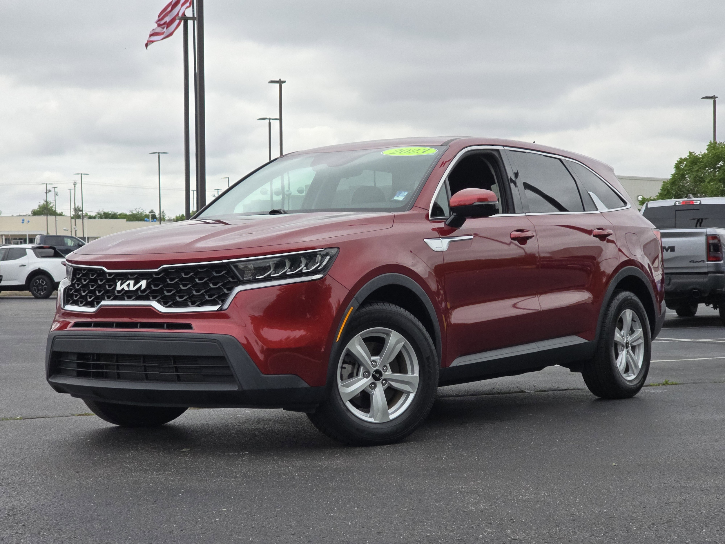 2023 Kia Sorento LX AT's photo