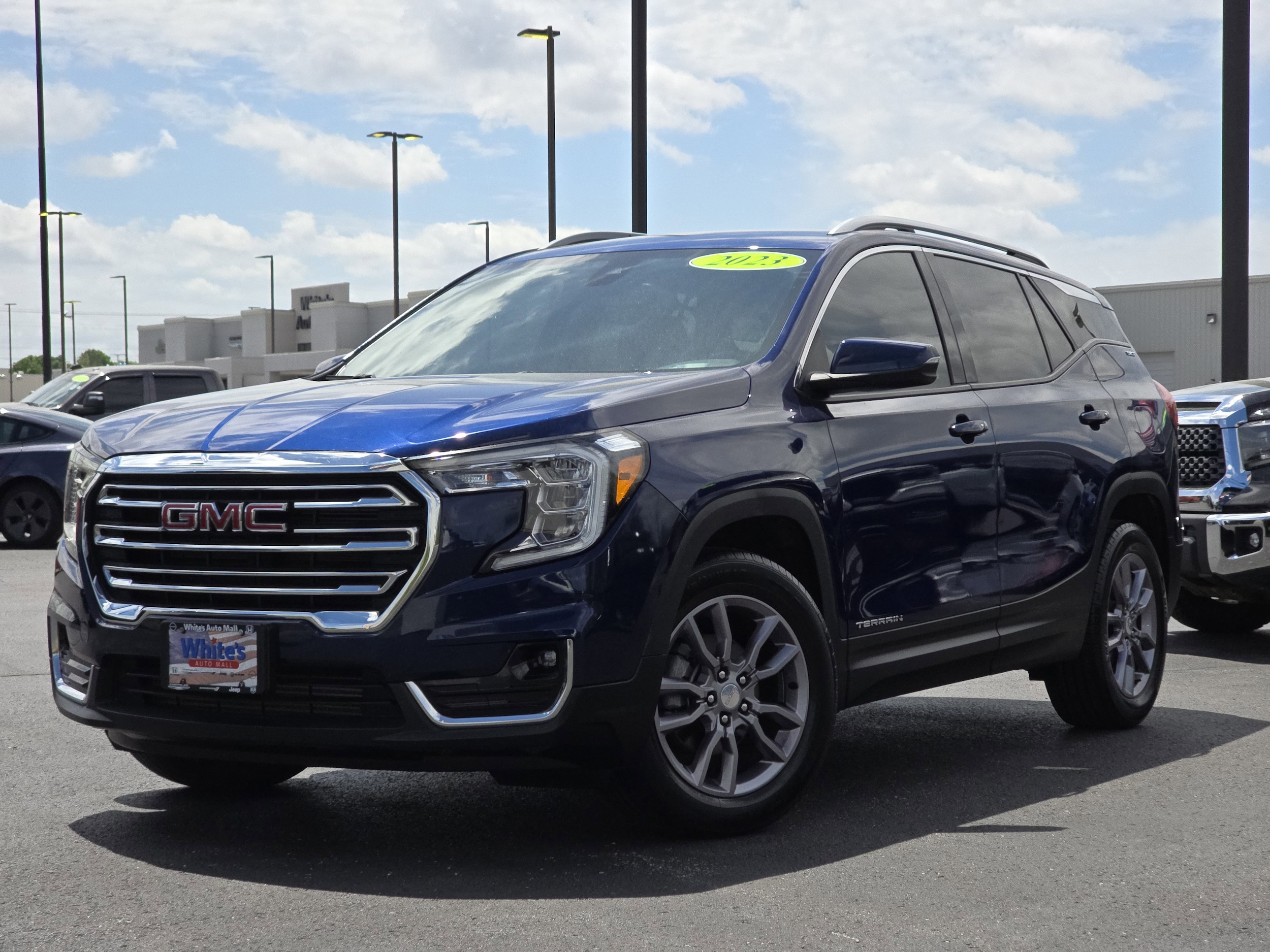 2023 GMC Terrain SLT FWD's photo