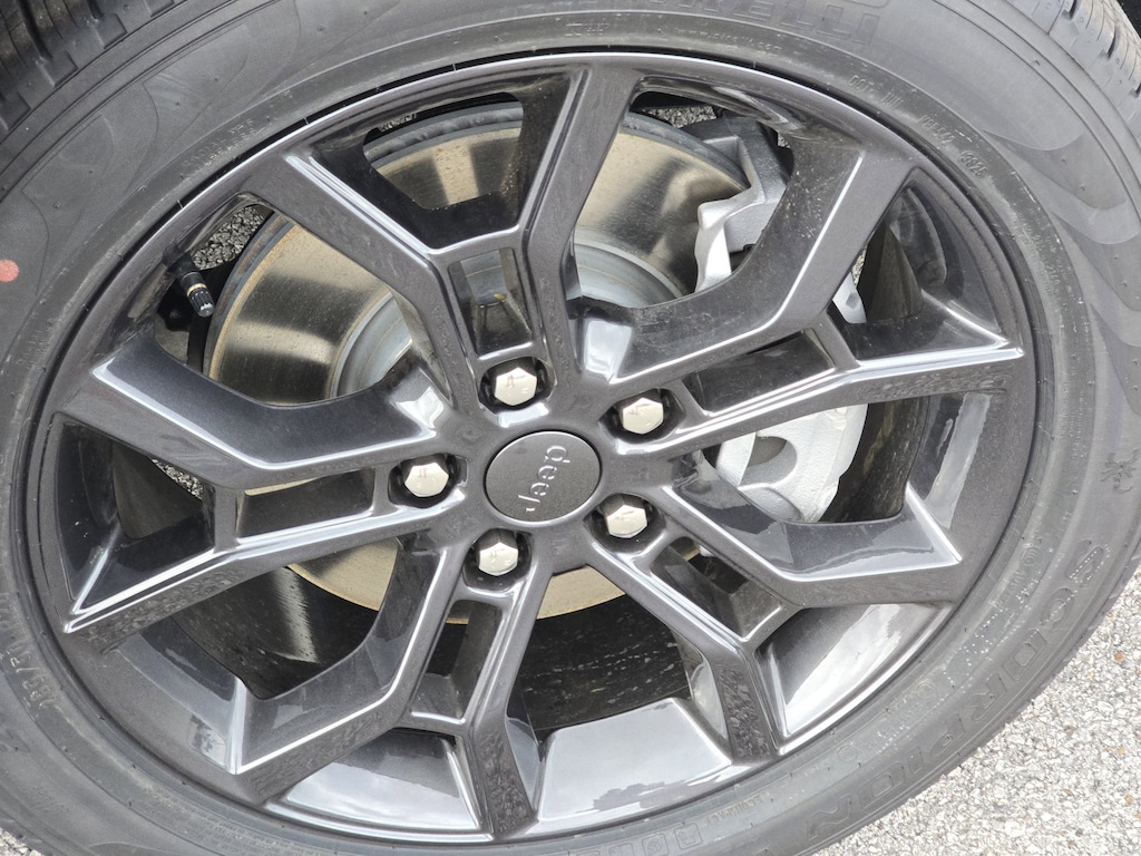 New 2025 Jeep Grand Cherokee L LIMITED 4X4 Sport Utility