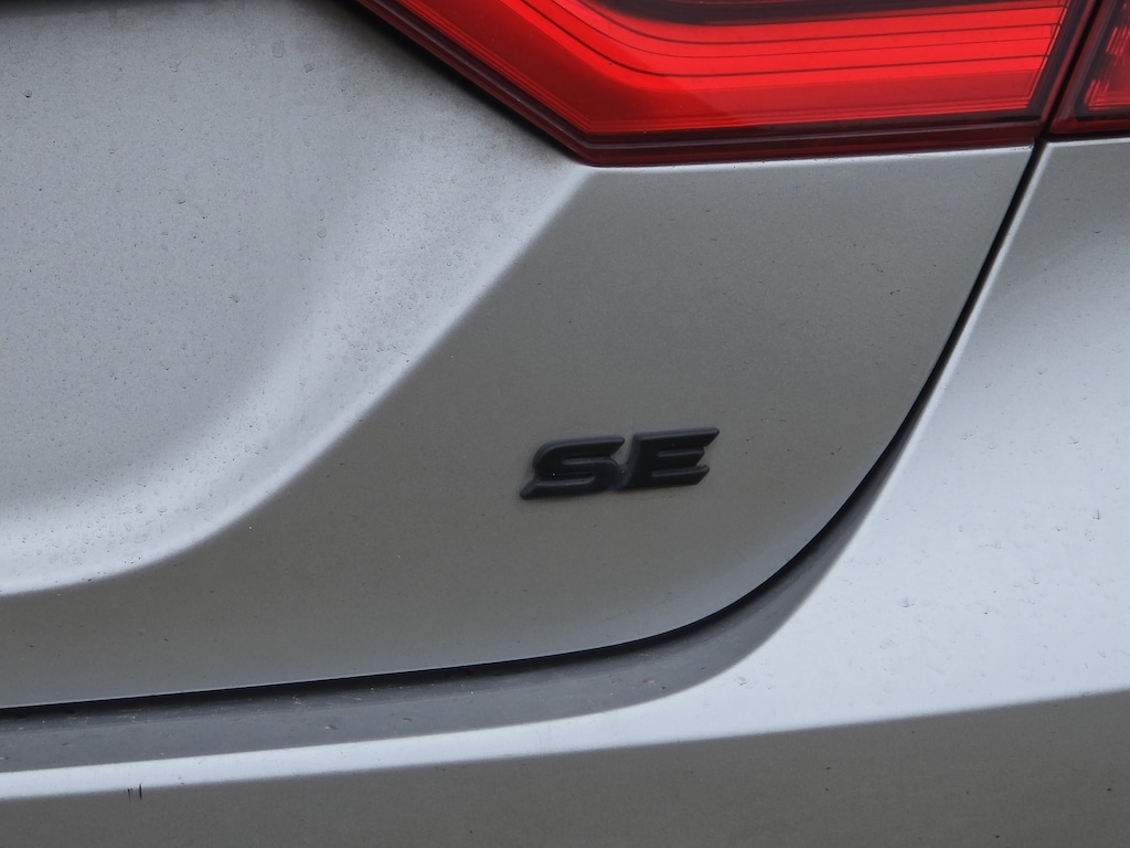 Used 2023 Toyota Camry SE Sedan