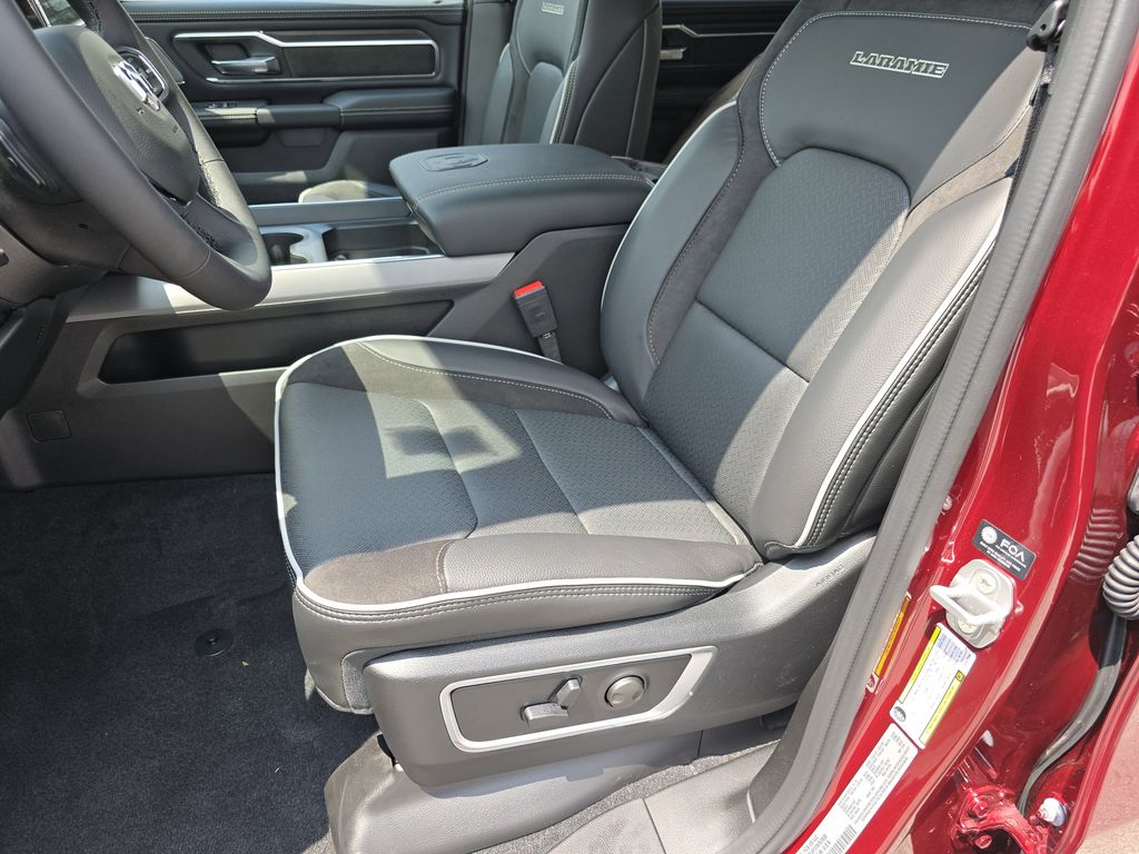2026 RAM 1500 Laramie - Photo 35