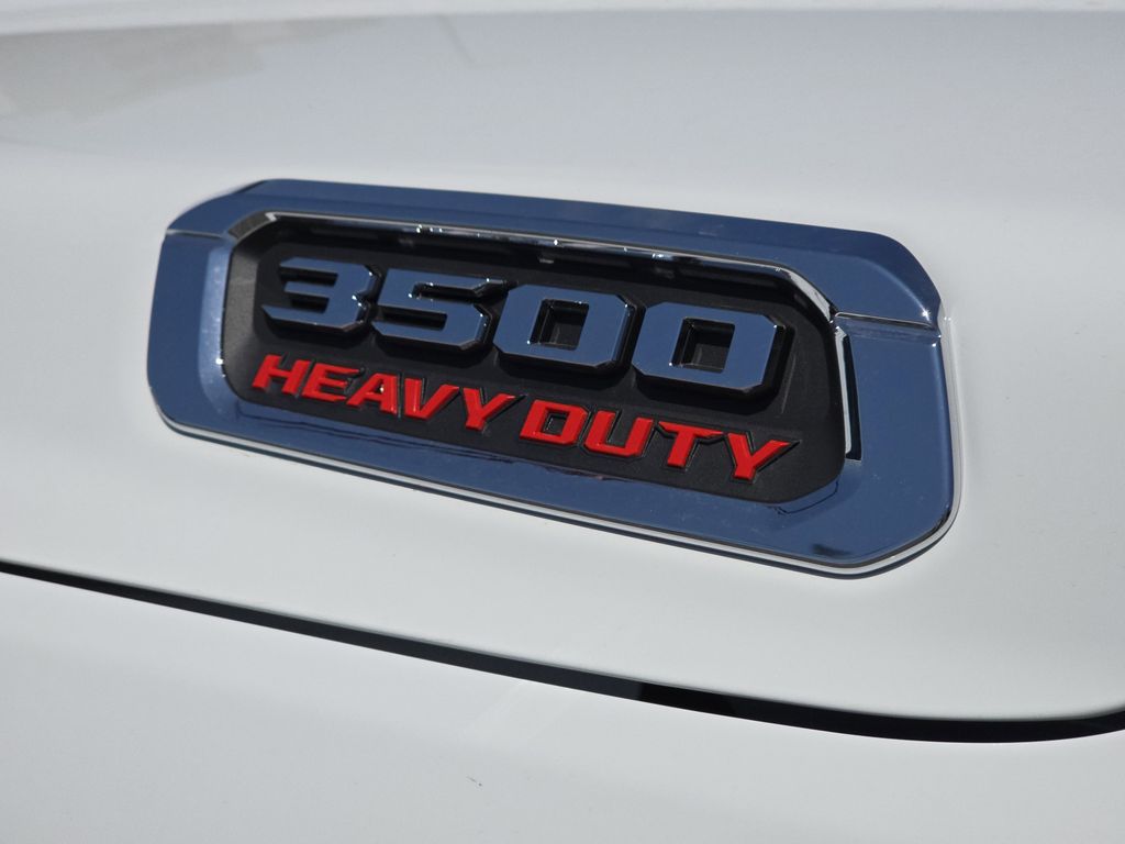 2025 RAM 3500 Chassis Tradesman - Photo 23