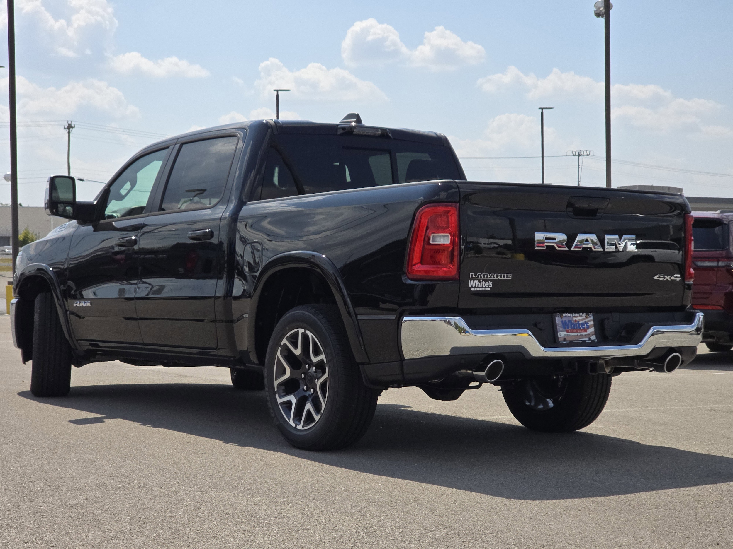 2026 RAM 1500 Laramie - Photo 22