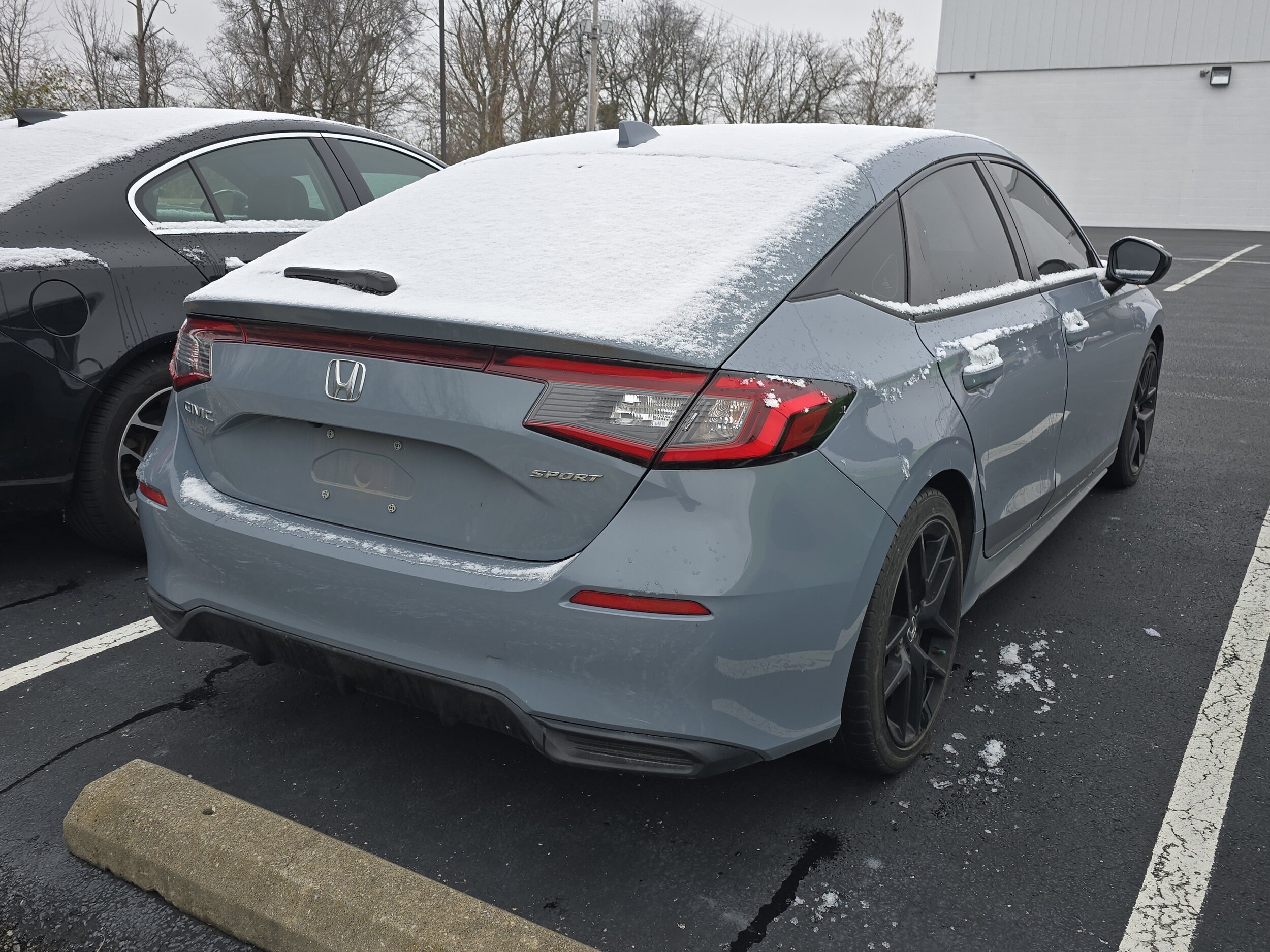 2022 Honda Civic Sport Hatchback photo 2