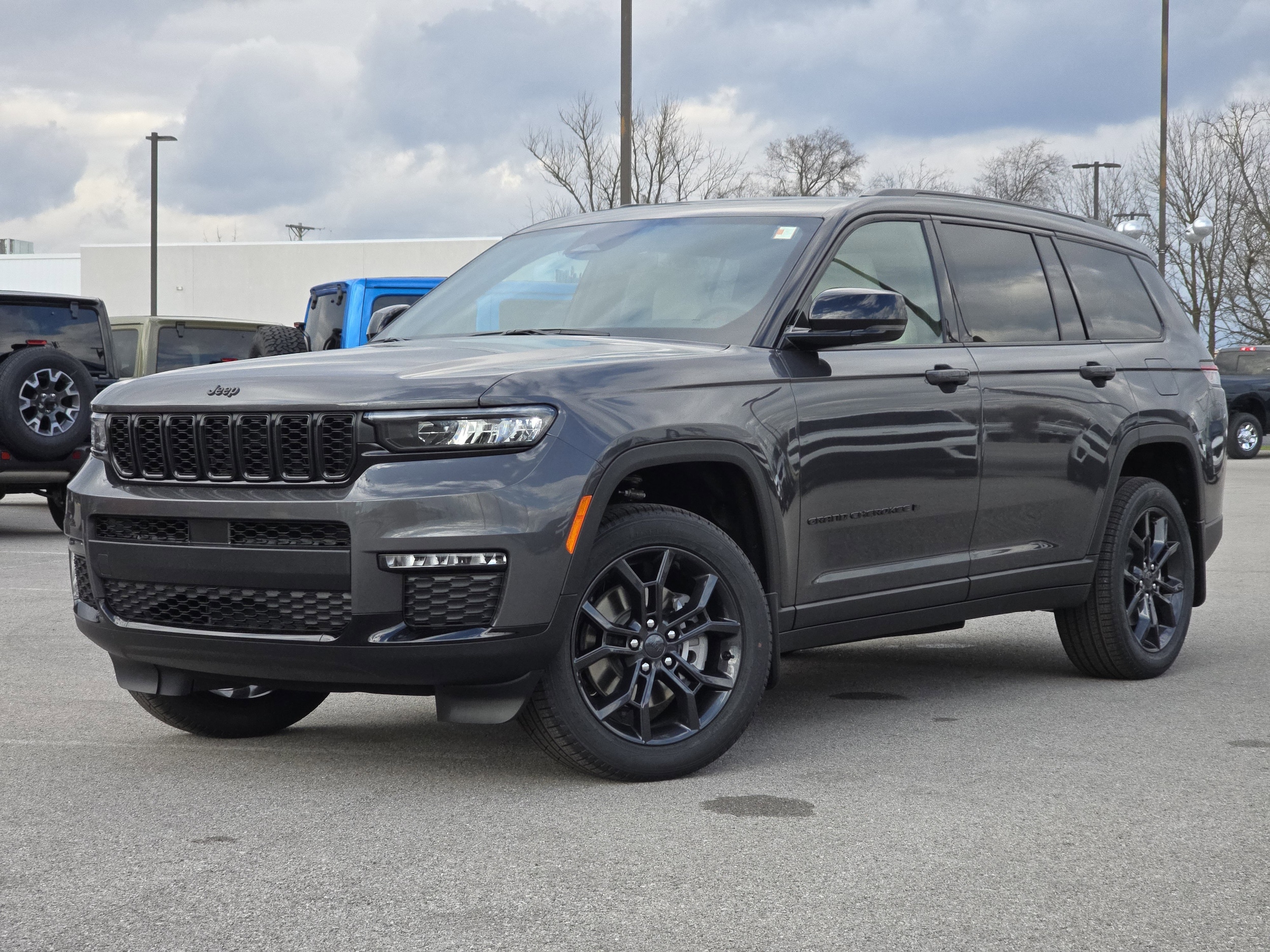 2025 Jeep Grand Cherokee L Limited's photo