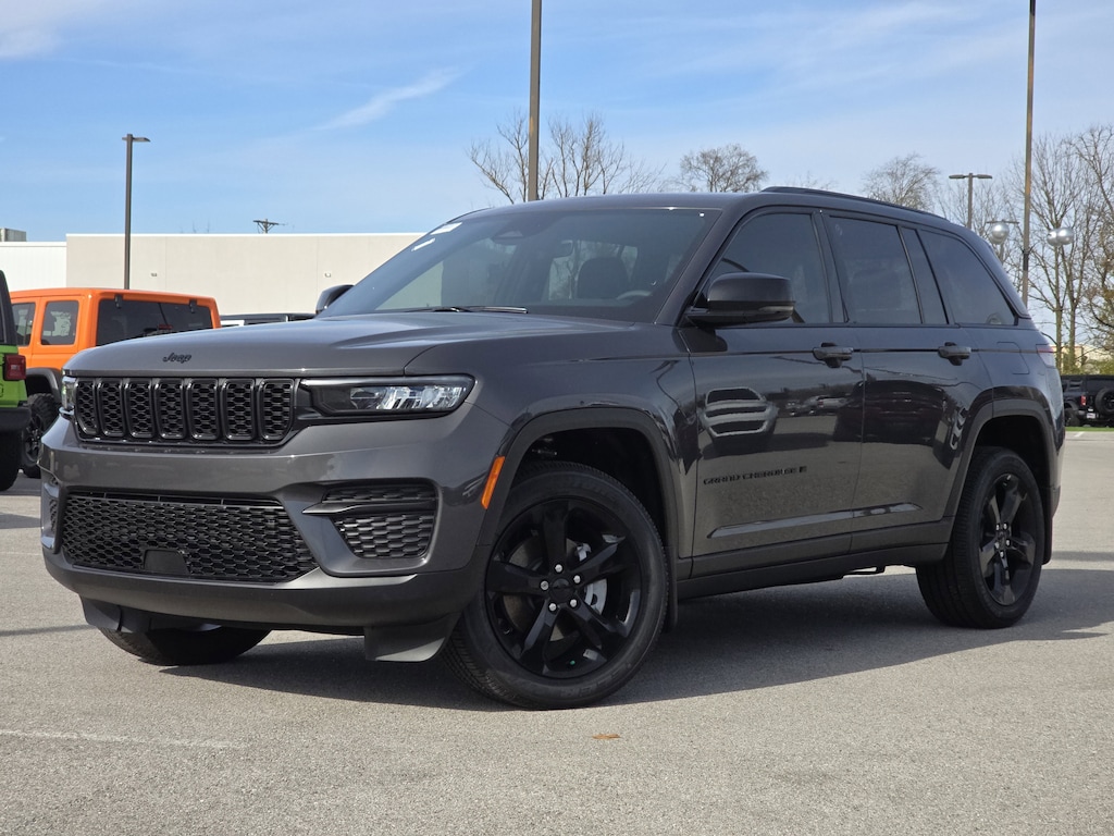 New 2025 Jeep Grand Cherokee ALTITUDE X 4X4 Sport Utility