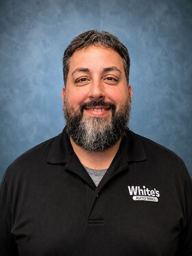 Staff member Joey Del Rio from ID_68f5b2