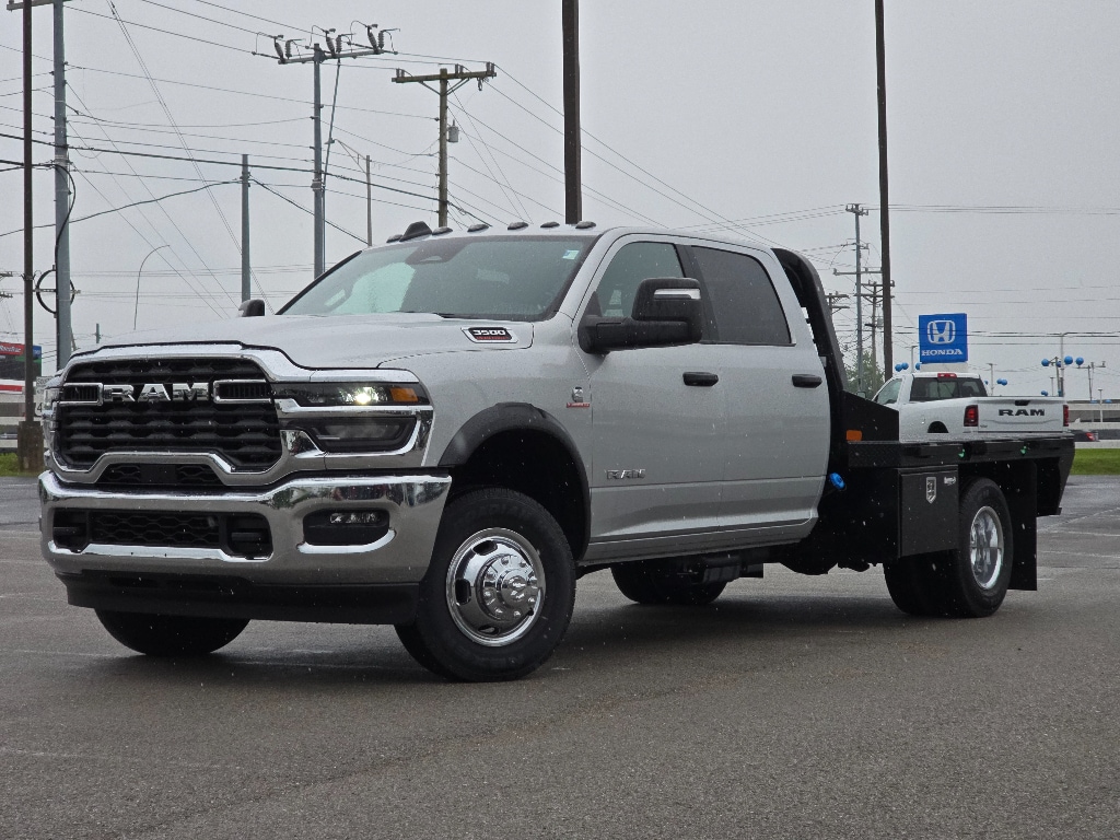 2025 RAM 3500 Chassis Big Horn - Photo 38