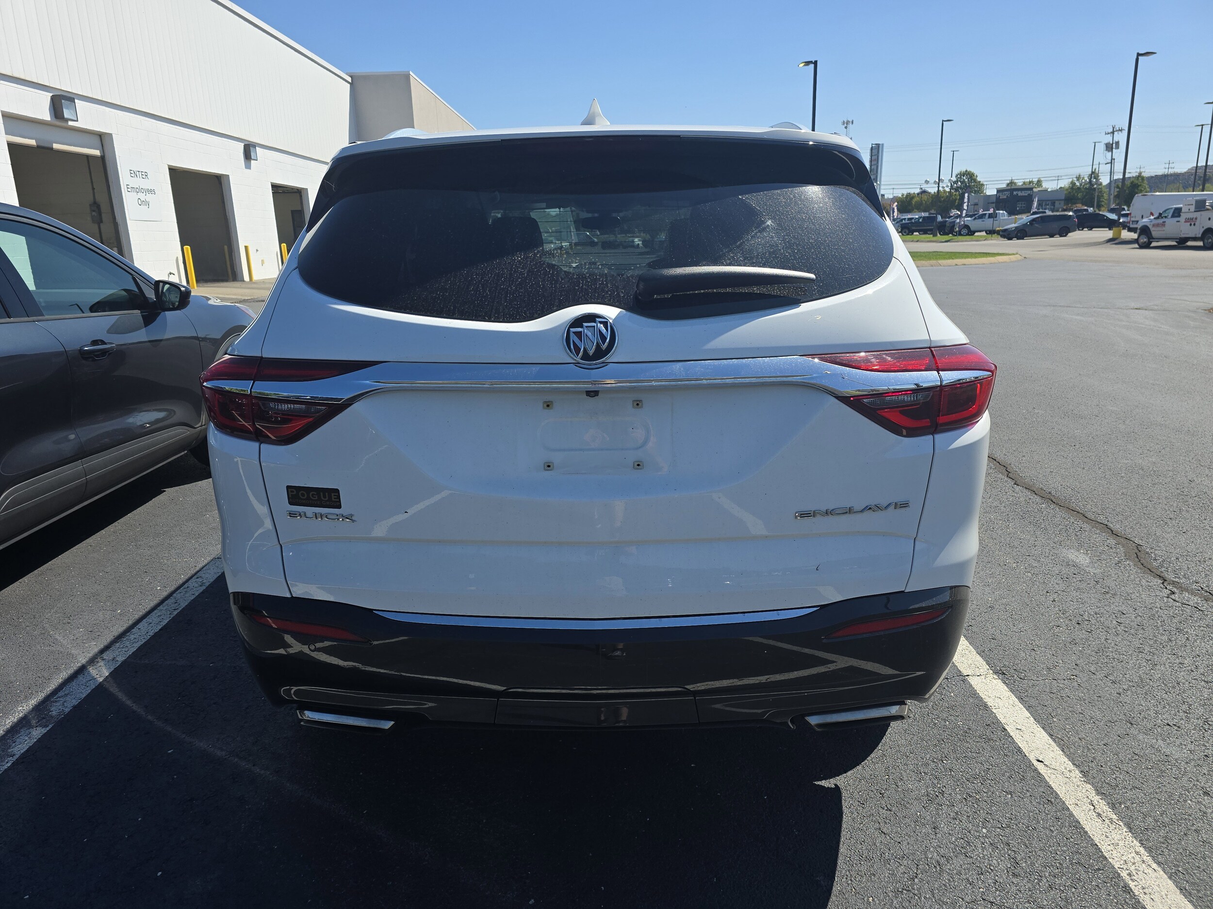 2018 Buick Enclave Essence photo 4