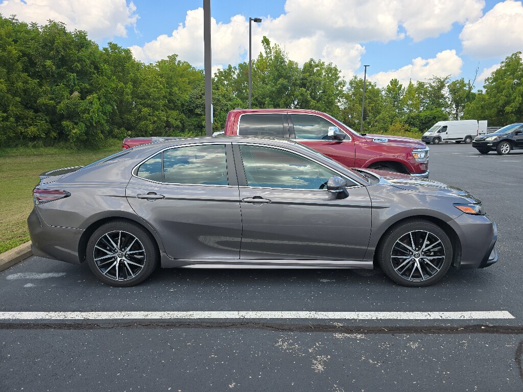 Used 2024 Toyota Camry SE Sedan