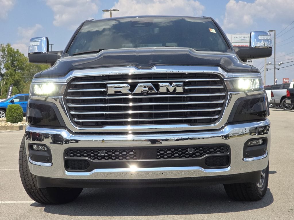 2026 RAM 1500 Laramie - Photo 17