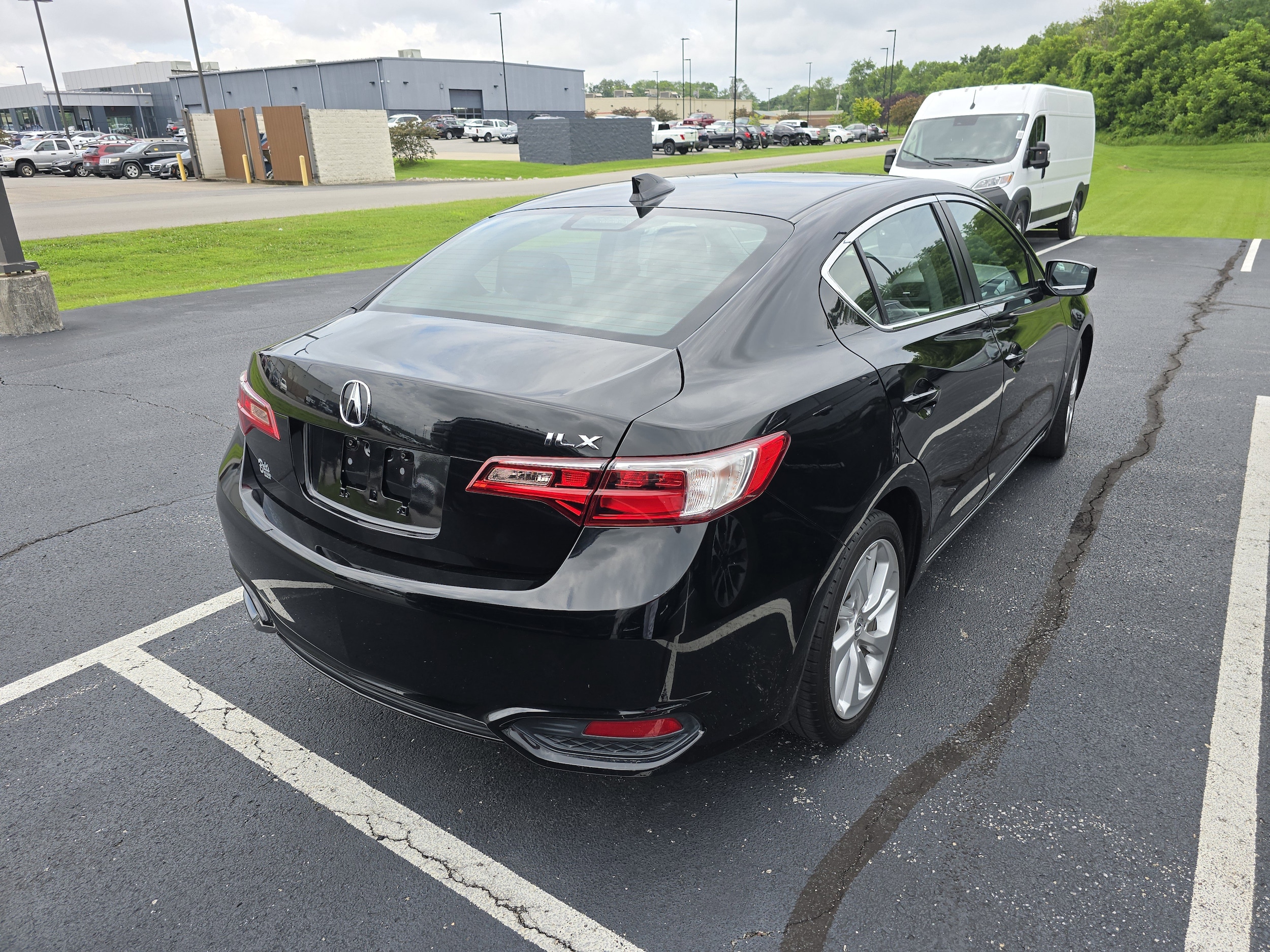 19UDE2F30JA007172